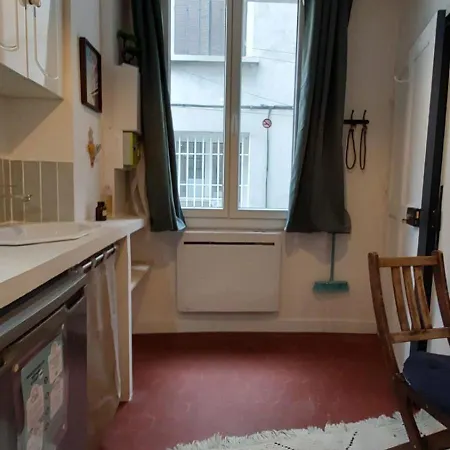 Apartment For 2 In The Center Of Manosque