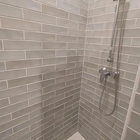 For 2 In The Center Of Apartment